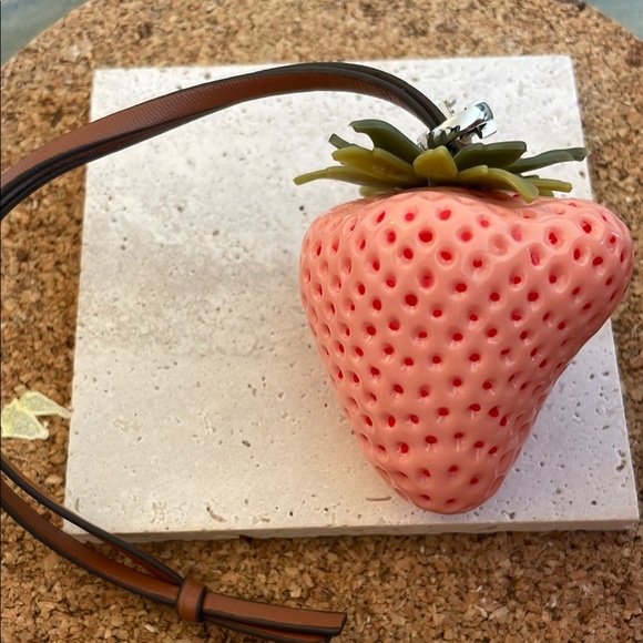 TORY BURCH Strawberry Shaped Handbag charm - Picture 4 of 4